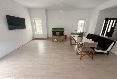 Casă cu 4 camere cu Canalizare în Central - 4