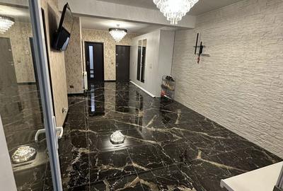 Apartament cu 4 camere decomandat în Central - 3