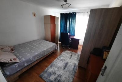 Apartament cu 2 camere, etaj 1, zona Pacurari