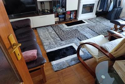 Apartament cu 4 camere decomandat în Dărmănești - 1