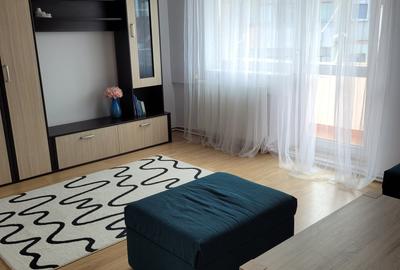 Apartament cu 3 camere decomandat în Turnișor - 2