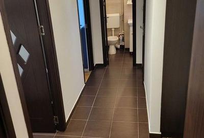 Apartament cu 2 camere decomandat în Apărătorii Patriei - 7