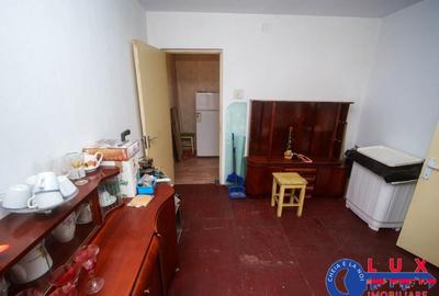 ID 2980 Apartament cu 2 camere de vanzare Strada Neptun, ETAJ 1 - 8