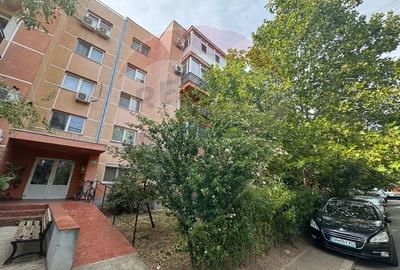 Apartament cu 3 camere de vanzare Drumul Taberei aproape de metrou - 16