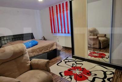 Casă cu 3 camere cu Teren 785 Mp în Central - 1