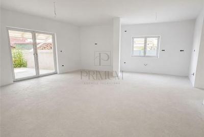 Duplex cu 4 camere cu Canalizare în Moșnița Nouă - 4