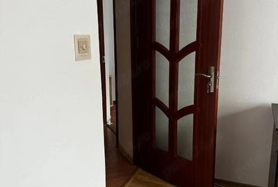 Apartament cu 2 camere decomandat în Ostroveni - 4