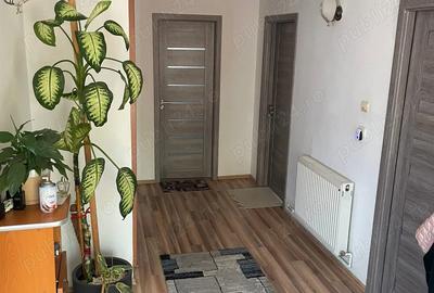 Casa de vanzare+spatiu comercial - 8