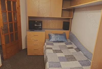 Inchiriez apartament duplex, 4 camere, in Constanta zona Gara, pe termen lung, cu centrala gaz si AC Inchiriez apartament duplex, 4 camere, in Constanta zona Gara, pe termen lung, cu centrala gaz si AC - 8