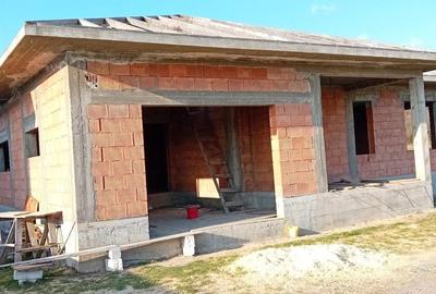 Casă cu 3 camere în Goranu - 7