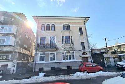 Apartament cu 3 camere decomandat în P-ța Muncii - 2