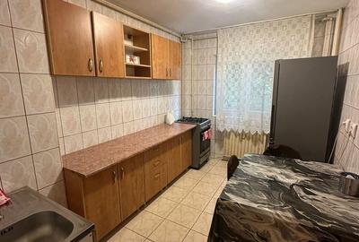 Apartament cu 3 camere decomandat în Crângași - 9