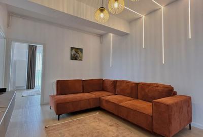 Apartament cu 3 camere decomandat în Central - 1