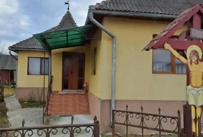 Casă cu 3 camere cu Teren 1450 Mp în Sânmărghita - 6