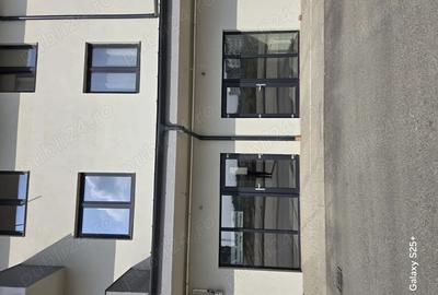 Spațiu comercial, de 70 mp, în Central - 4