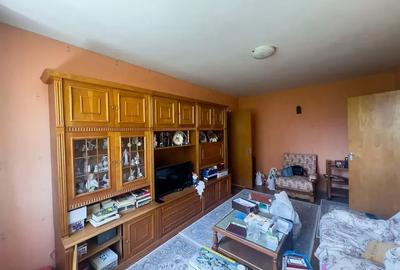 Apartament cu 2 camere semidecomandat în Dristor - 1