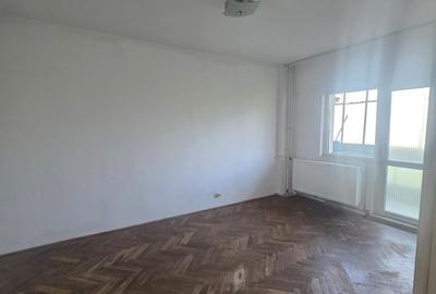 Apartament cu 2 camere decomandat în Brazda lui Novac