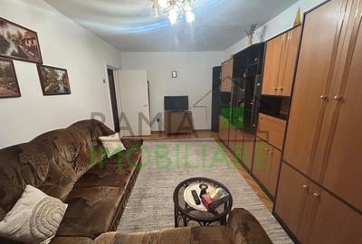Apartament cu 3 camere decomandat, mobilat în Tractorul - 2