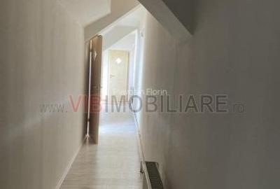 Casă cu 10 camere cu Teren 411 Mp în Lunei - 2