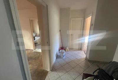 Apartament cu 3 camere semidecomandat în Central - 8
