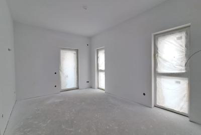 Duplex cu 4 camere cu Teren 100 Mp în Florești - 9