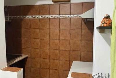 Apartament cu 2 camere decomandat în Micro 3 - 7