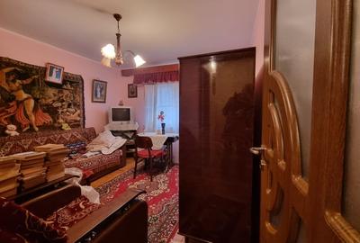 Apartament cu 3 camere decomandat în Mioriței - 4