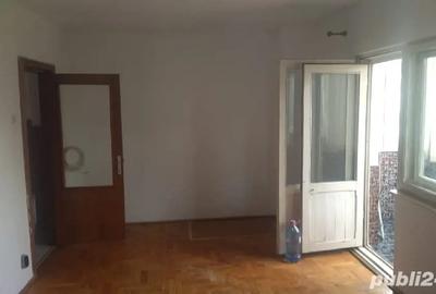 Apartament cu 3 camere decomandat în Nord - 6