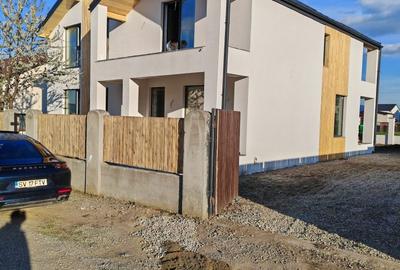 Casă cu 4 camere în Sânpetru - 2