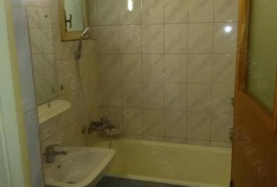 Garsoniera, decomandata, Maratei 1 - 2