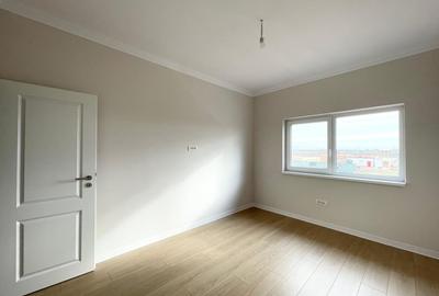 Duplex cu 5 camere cu Canalizare în Moșnița Nouă - 8