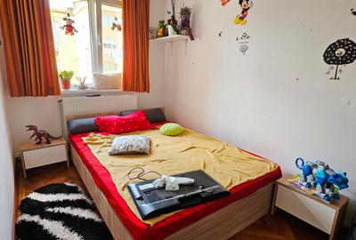 Apartament 3 camere, etaj 2, zona Maratei - 2