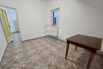 Apartament 2 camere in Vila + magazie 8 mp - sector1 - 15