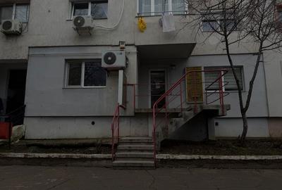 Spațiu comercial, de 43 mp, în Central - 1