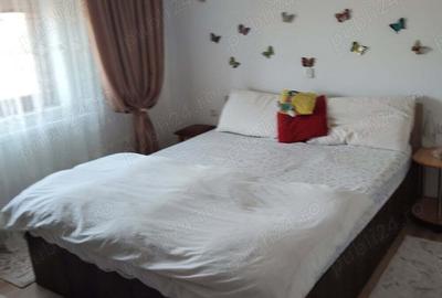 Casă cu 3 camere cu Teren 1054 Mp în Zăvoi - 1