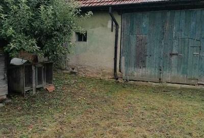 Casă cu 3 camere cu Teren 110 Mp în Central - 1
