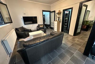 Apartament 2 Camere in Vila - Parter - Gradina  Proprie  - Metrou Piata Unirii - 1