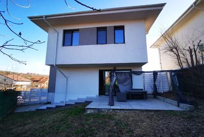 Casă individuală cu 4 camere cu Canalizare în Bucium - 10