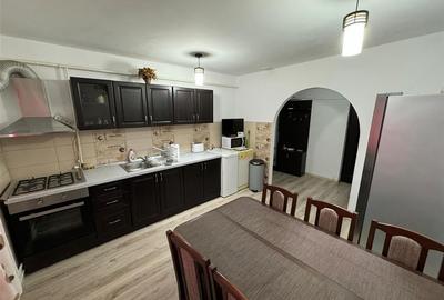 Apartament 4 camere, etaj 3 cu acoperis, nemobilat - 2