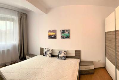 Apartament cu 3 camere decomandat în Păcii - 2