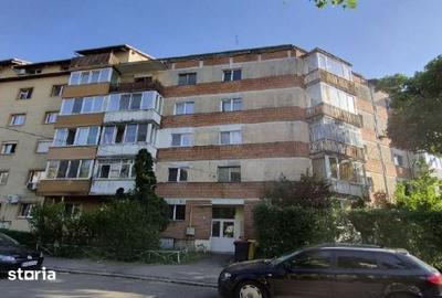 Apartament cu 3 camere în Soarelui - 2
