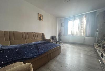 Calea Bucure?ti - 3 camere, spatios, etaj intermediar, boxa! - 2