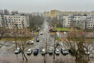 Garsonieră decomandată, mobilată în Titan - 10