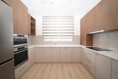 Casă cu Teren 249 Mp în Central - 6