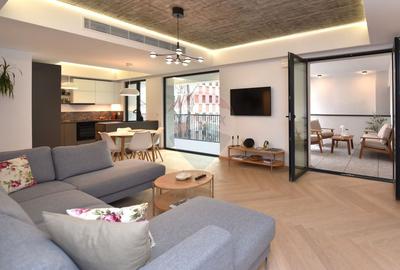 Apartament cu 3 camere decomandat în Tei