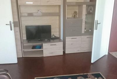 Inchiriez apartament in centru Devei - 4