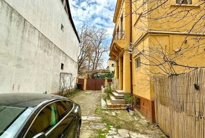 Casă cu 3 camere în Dacia
