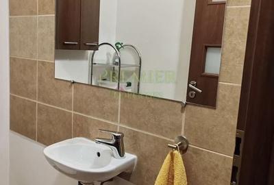 Bloc Rusesc Bucurestii noi vis a vis de metrou Bazilescu boxa - 9