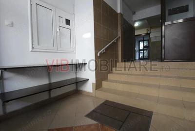 Calea Calarasilor - Piata Muncii - 2 balcoane - bloc mixt - 1