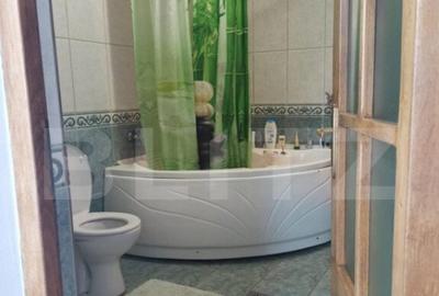 Doua Case + 2 Spa?ii Comerciale, 440 mp Utili pe Str. - 15